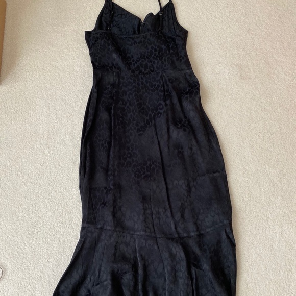 Abercrombie&Fitch ruffle hem midi dress - Picture 3 of 5